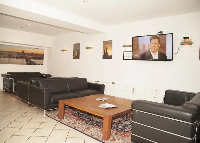 Szálloda Madison Am Dom 2*