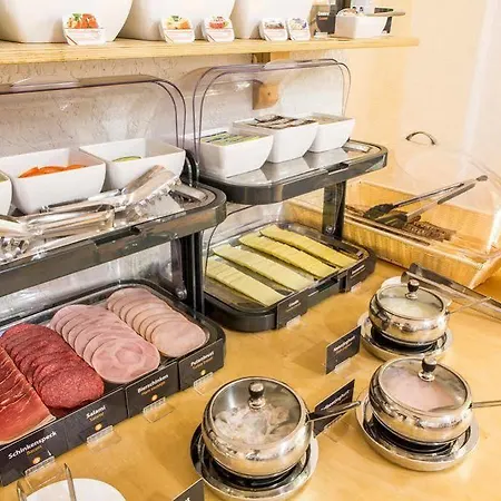 Madison Am Dom מלון קלן