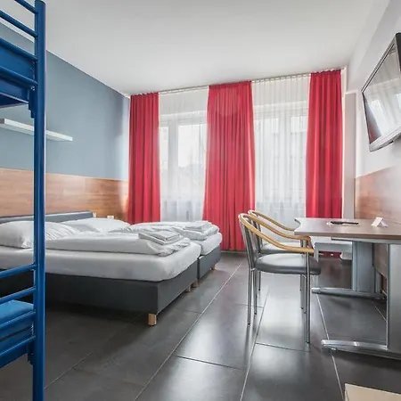 Madison Am Dom Hotel 2*