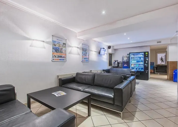 Madison Am Dom Otel 2*