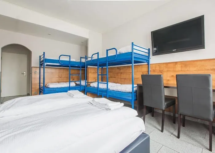 Otel Madison Am Dom 2*