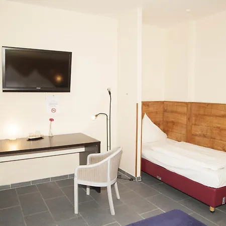 Madison Am Dom Hotel